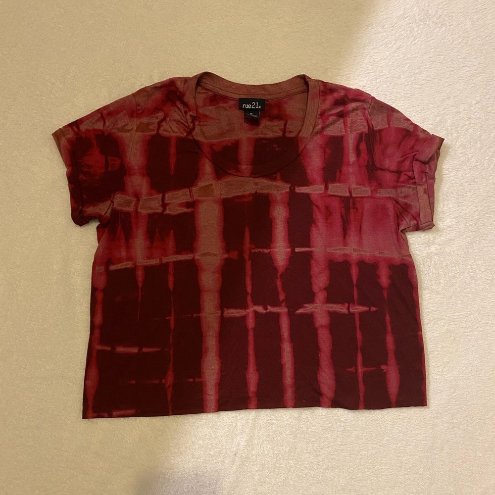 Rue 21 cropped tee